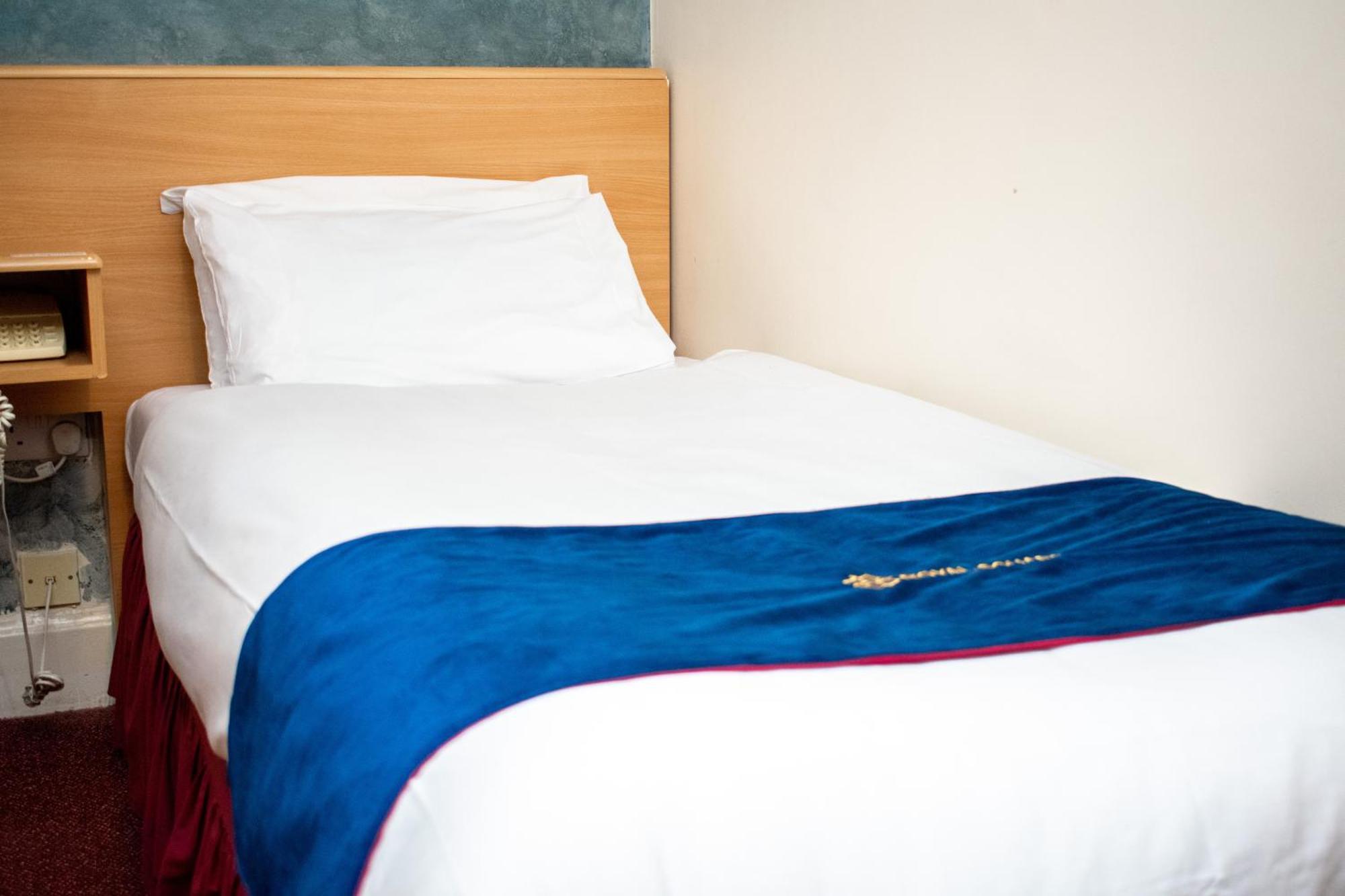 Royal Square Hotel - Nec & Birmingham Airport Marston Green Bagian luar foto