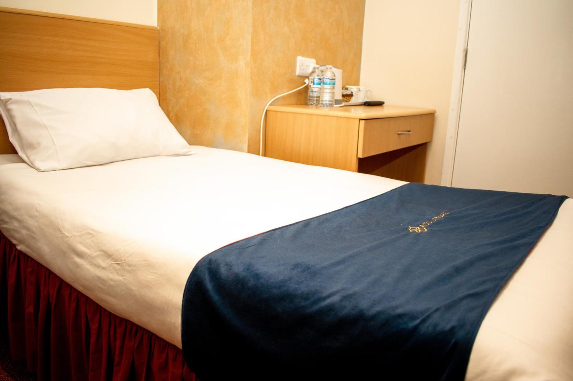 Royal Square Hotel - Nec & Birmingham Airport Marston Green Bagian luar foto