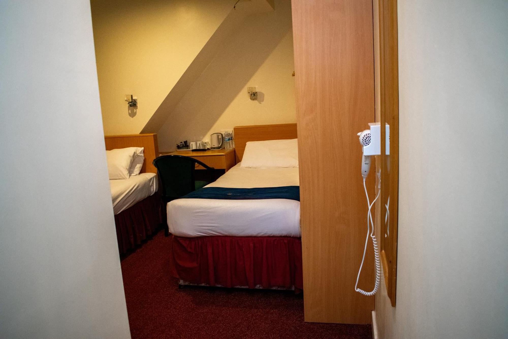 Royal Square Hotel - Nec & Birmingham Airport Marston Green Bagian luar foto