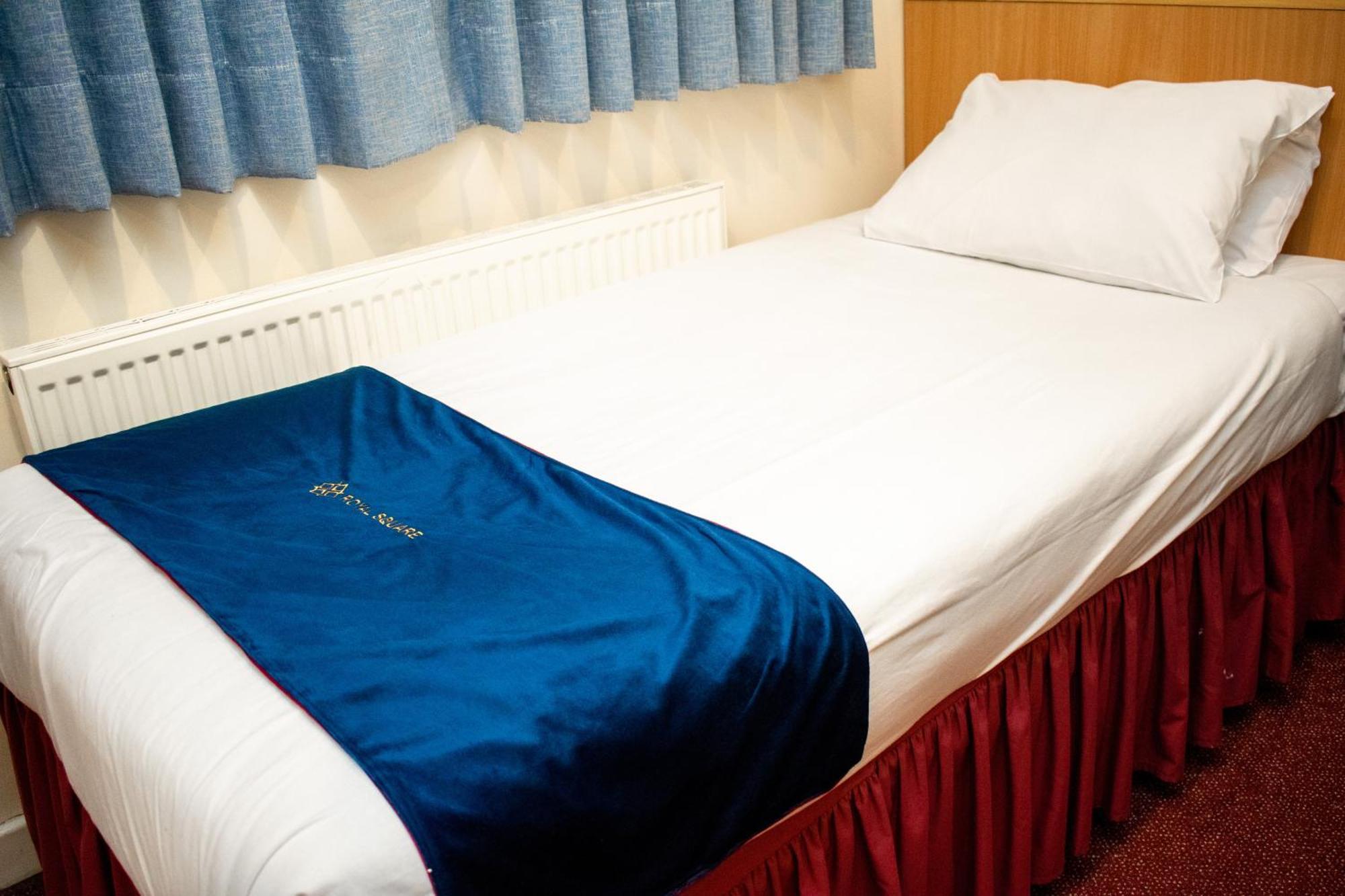 Royal Square Hotel - Nec & Birmingham Airport Marston Green Bagian luar foto
