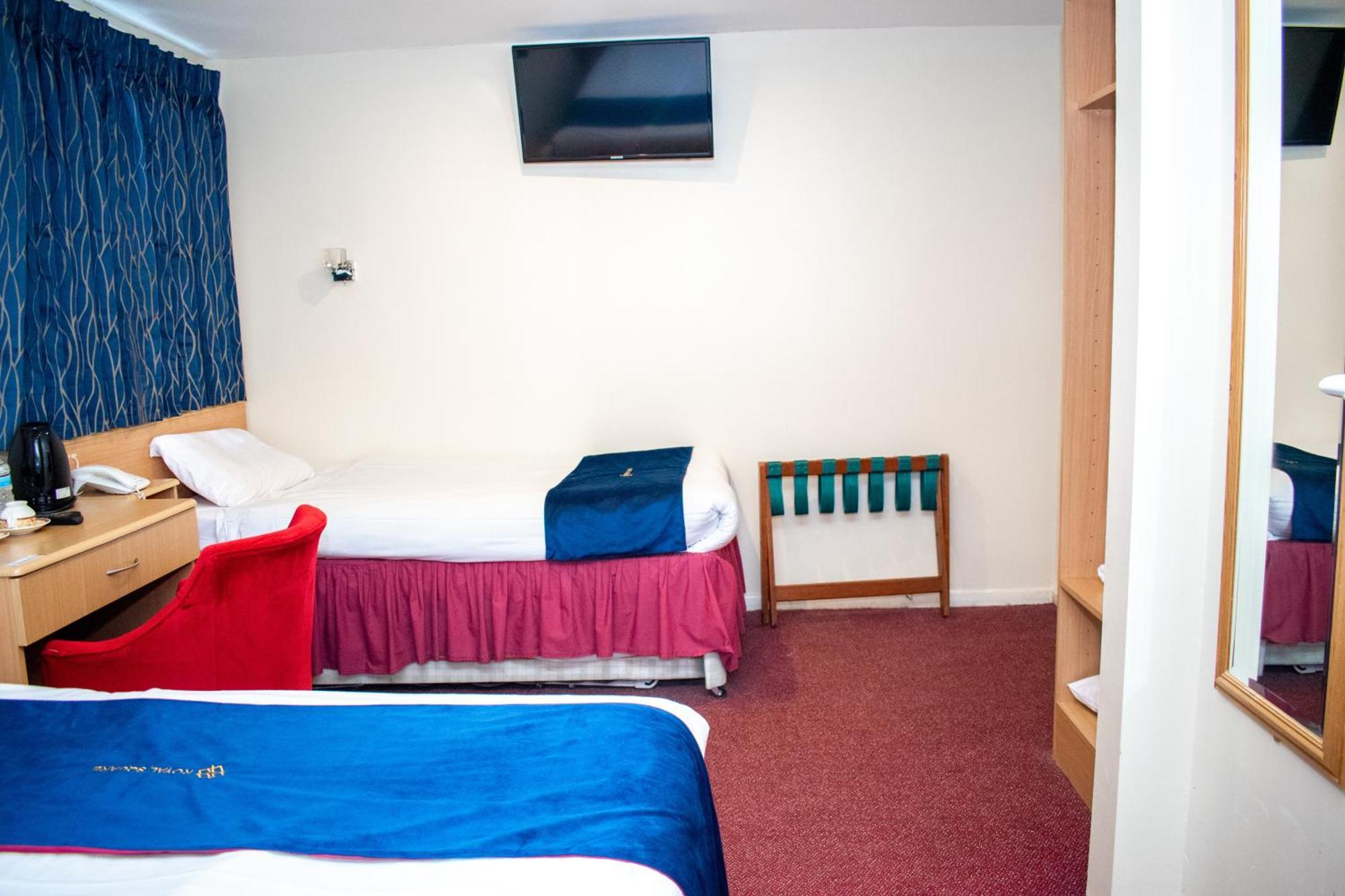 Royal Square Hotel - Nec & Birmingham Airport Marston Green Bagian luar foto