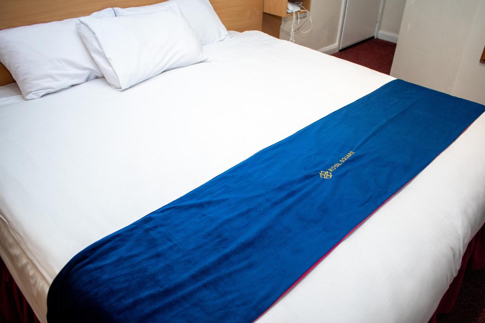 Royal Square Hotel - Nec & Birmingham Airport Marston Green Bagian luar foto
