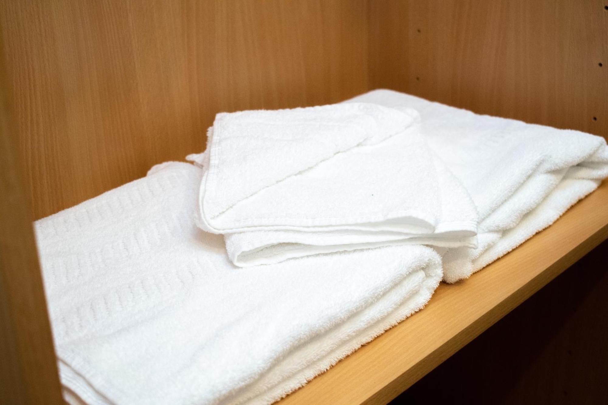 Royal Square Hotel - Nec & Birmingham Airport Marston Green Bagian luar foto