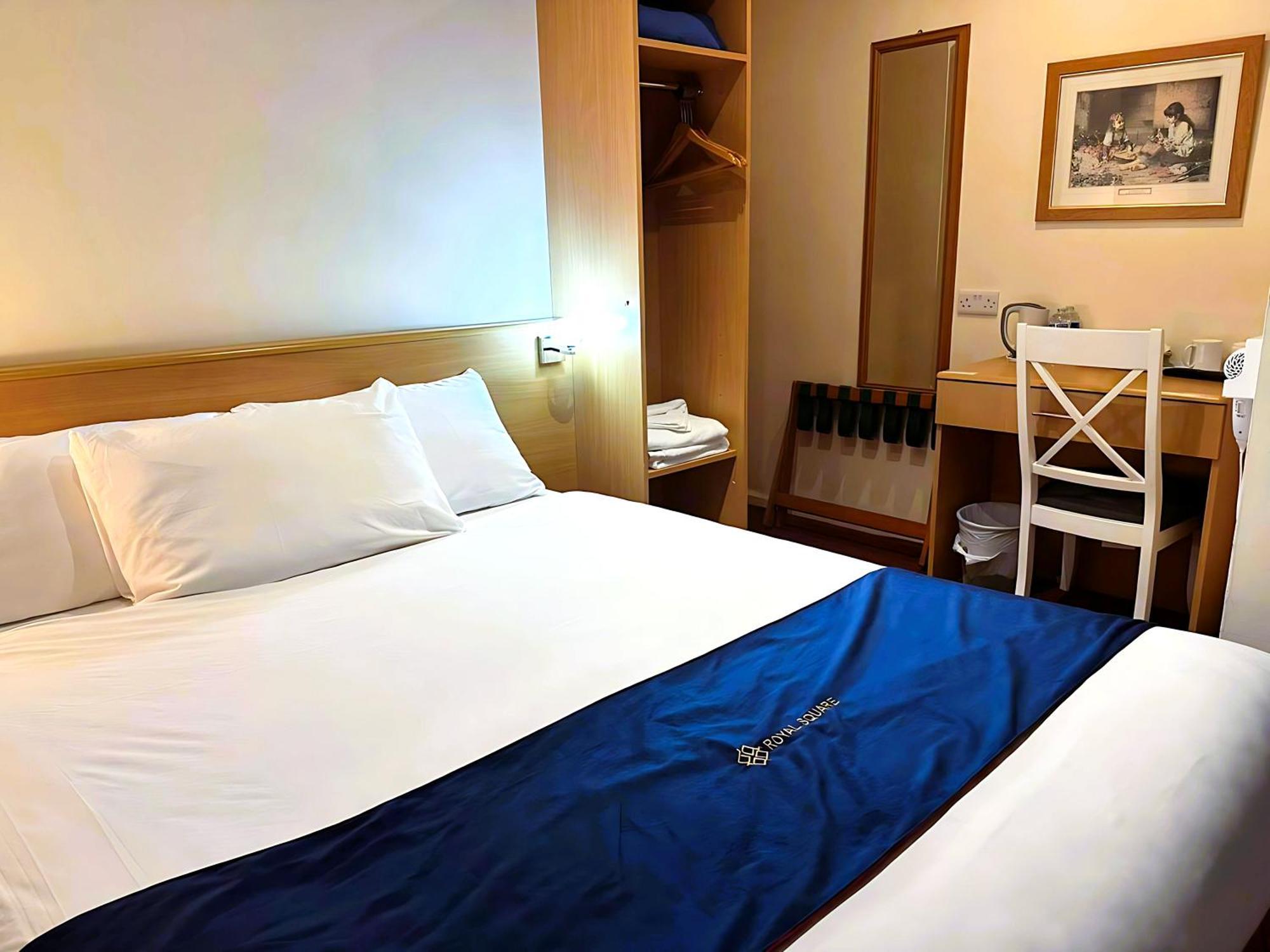 Royal Square Hotel - Nec & Birmingham Airport Marston Green Bagian luar foto